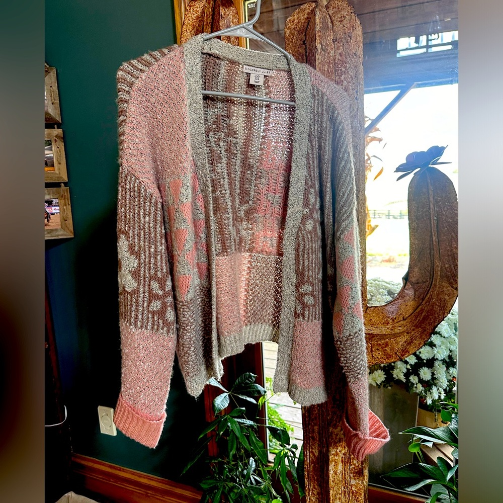 Super cute sweater